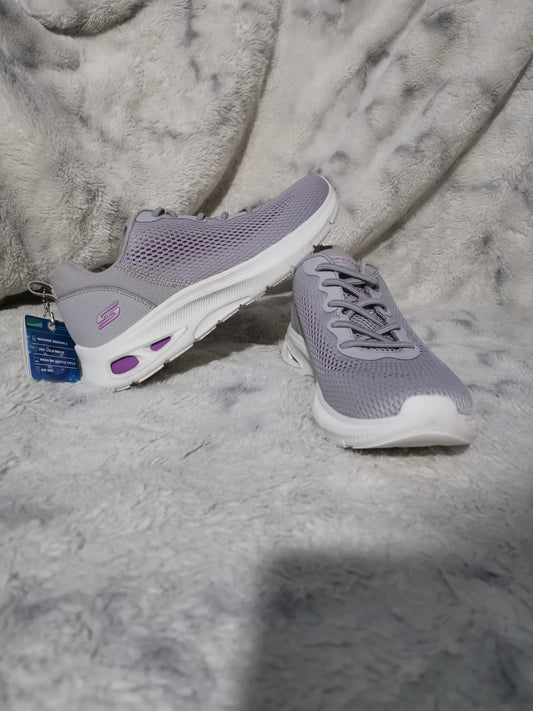 SKECHERS VEGAN talla 26.5