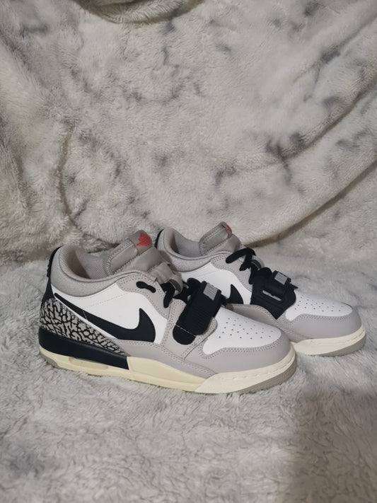 Air Jordan Legacy talla 25.0