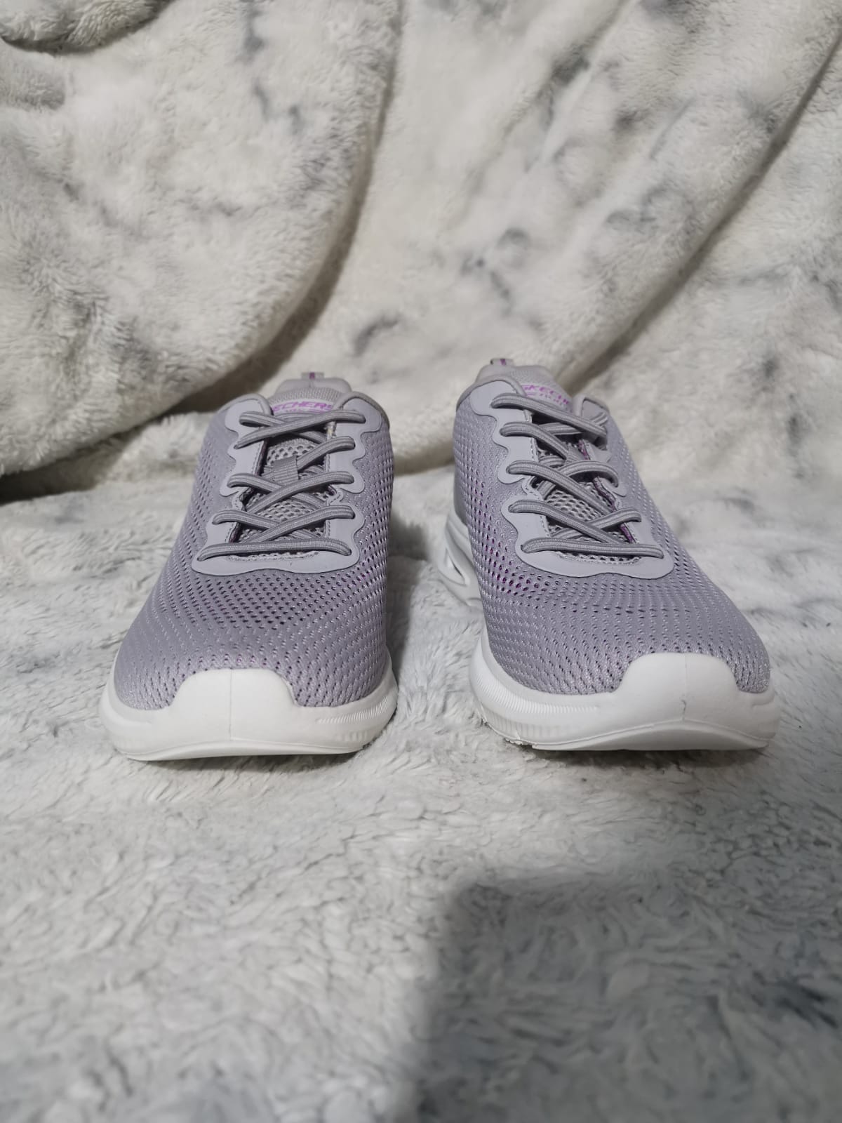 SKECHERS VEGAN talla 26.5