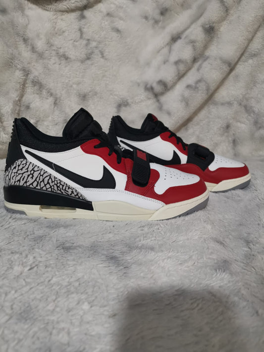 AIR JORDAN LEGACY talla 31.0