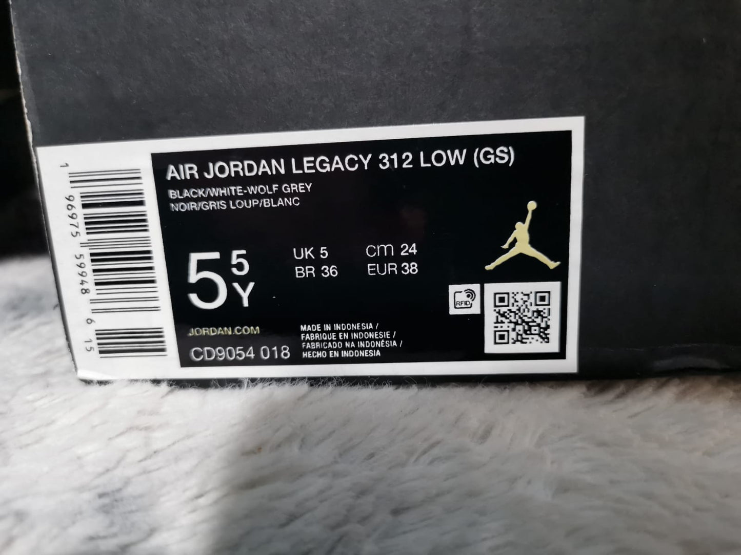 AIR JORDAN LEGACY talla 24.0