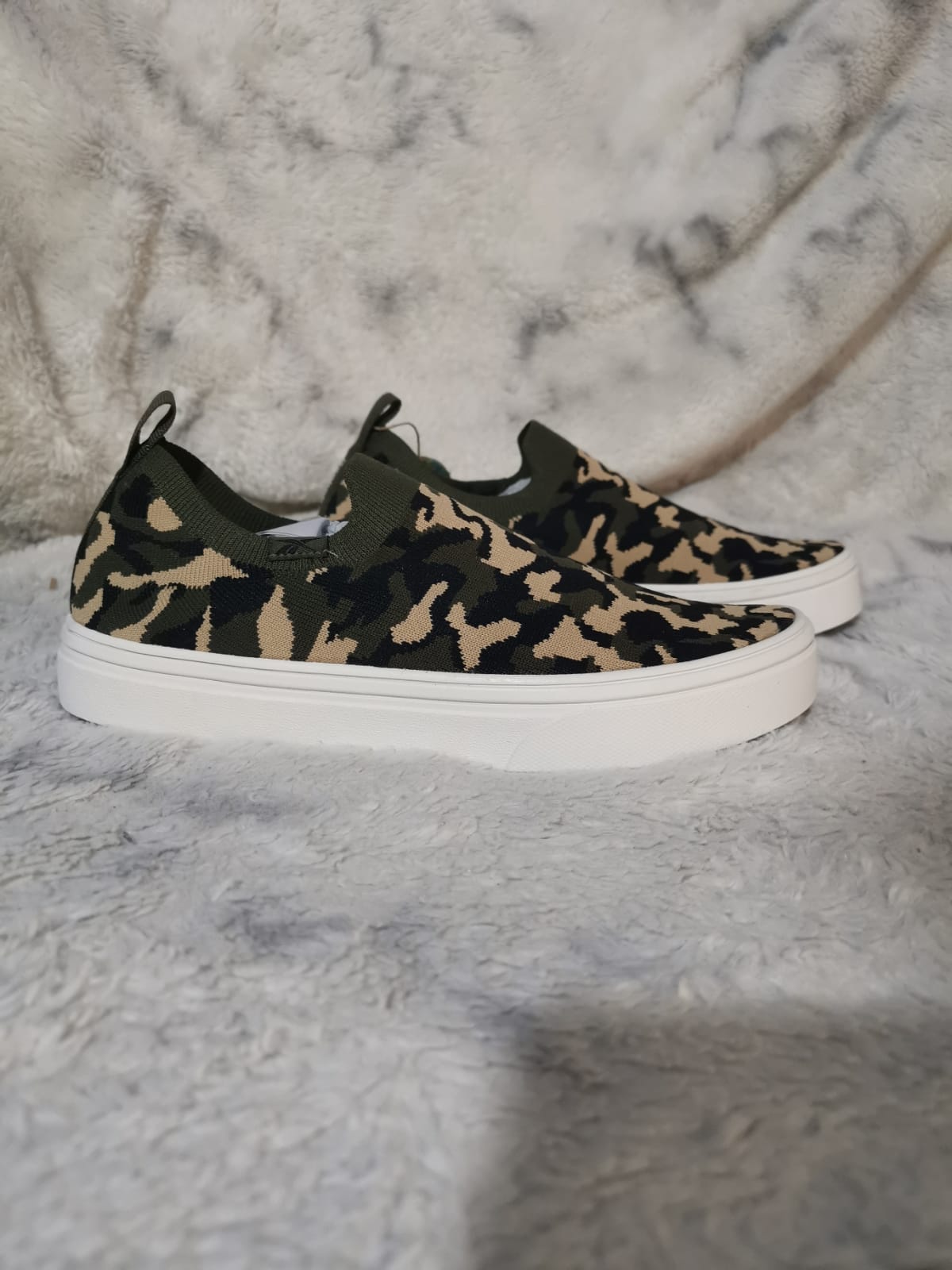 ONLUX SLIP ON talla 26.0